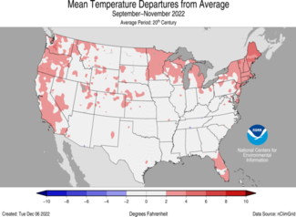 Map of the U.S. showing temperature departure from average for September-November 2022 with warmer areas in gradients of red and cooler areas in gradients of blue.